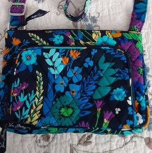 Vera Bradley cross body purse
